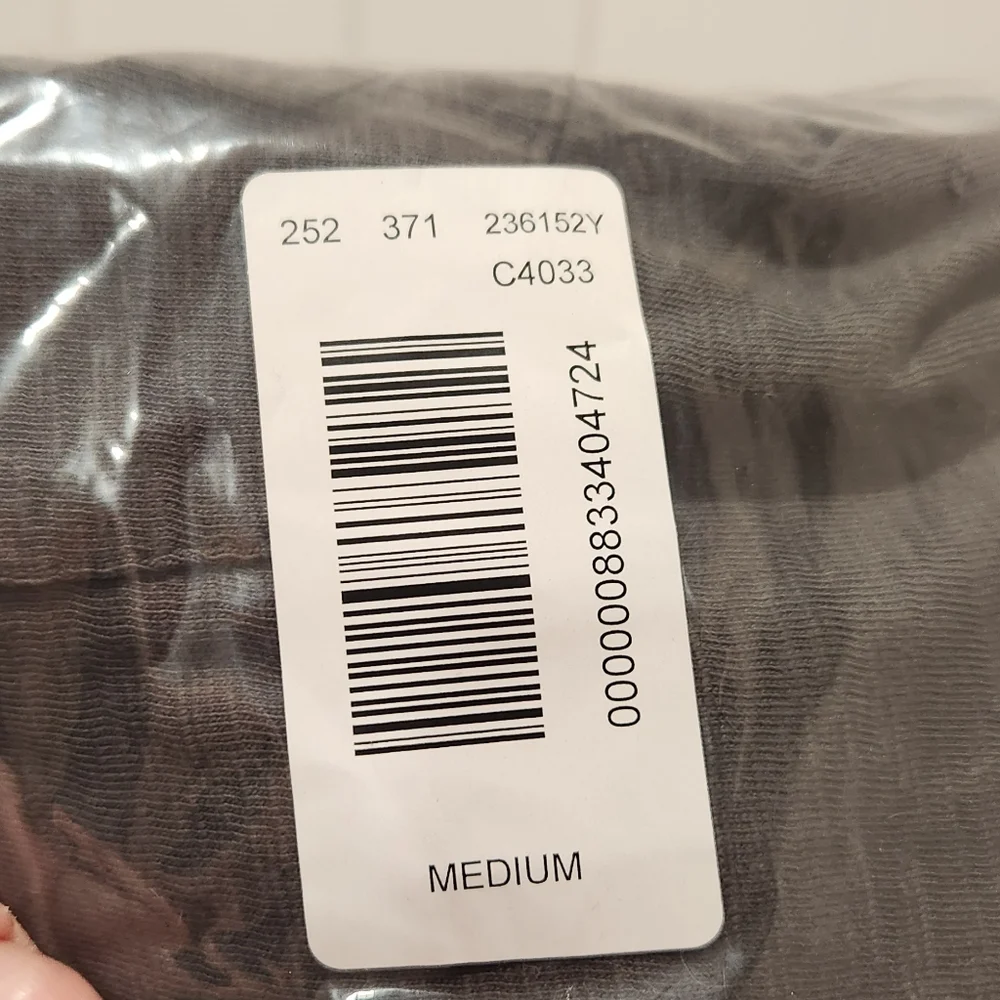 24/7 Pocket Tee - Picture 3 of 5